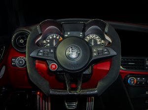Alfa Romeo Giulia Custom Steering Wheel - Carbon Fiber - F1 Style - QV Models Alfa Romeo Giulia Custom Steering Wheel - Carbon Fiber - F1 Style - QV Models